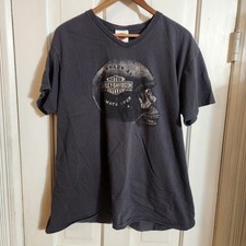 Men's Harley Davidson Sz XL Iowa V Neck T-shirt Helmet Skull Graphic Print