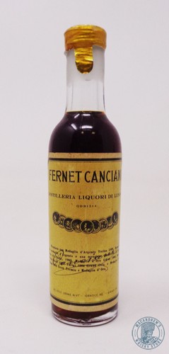 Miniature mignon fernet - /,