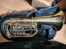 YAMAHA YBB-641II Tuba con custodia