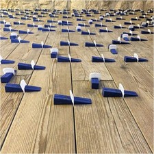 DISTANZIATORI LIVELLANTI