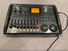 ZOOM R8 RECORDER SAMPLER