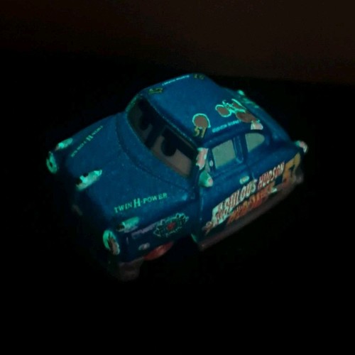 Mini racers disney cars glow - mini,