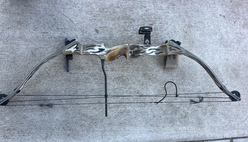 Hoyt legacy compound bow - hoyt,