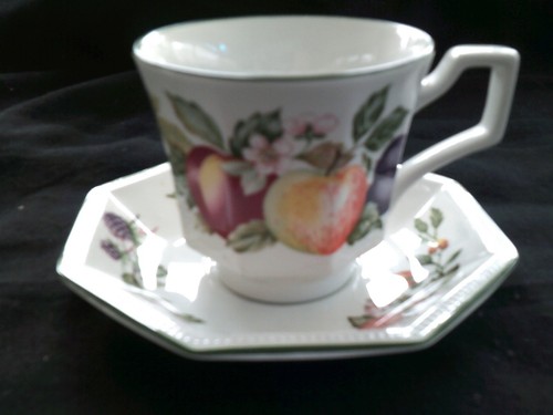 Tazza piattino frutta fresca - piattino,