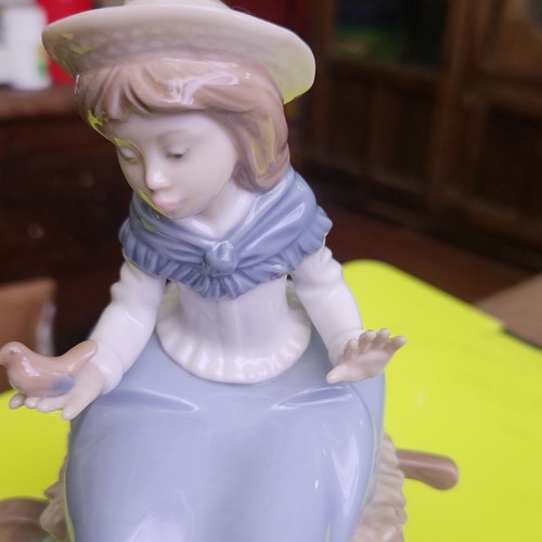 Lladró porcelain figurine - lladró,