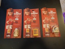 3 vecchi giocattoli Vintage -