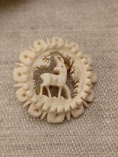 Vecchia spilla in osso