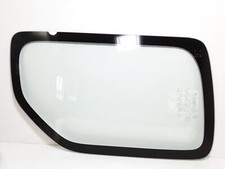 VETRO FISSO LATO SINISTRO PER SUZUKI Jimny 2° Serie K9K 266 (05>)