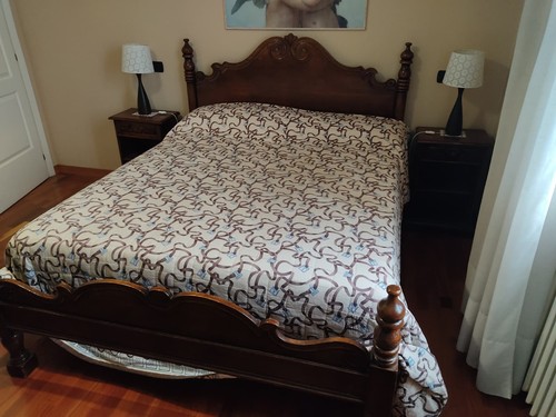 Letto matrimoniale antico