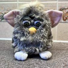 Furby gufo grigio generazione