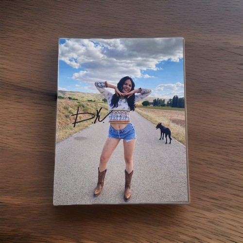 Foto firmata dafne keene - foto,