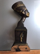 Nefertiti.Mezzobusto in