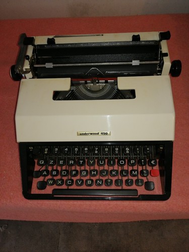 Macchina scrivere vintage - scrivere,