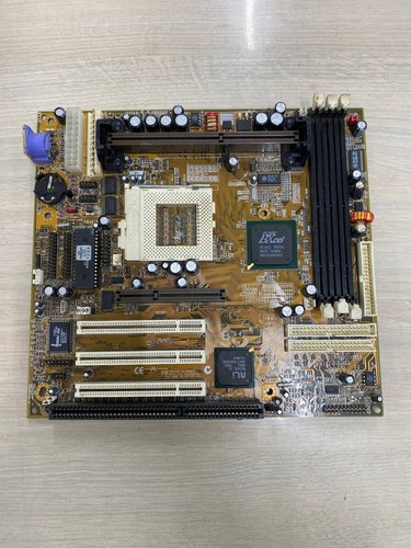 Scheda madre pcchips m726 - scheda,