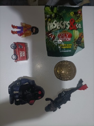 Opened pack insect co - pack, &
