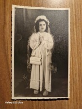 21114. Fotografia cartolina bambina Prima Comunione italia 13x8