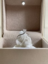 Anello Solitario Oro Bianco 18 Kt Diamante Naturale 0,30 Ct G VS1