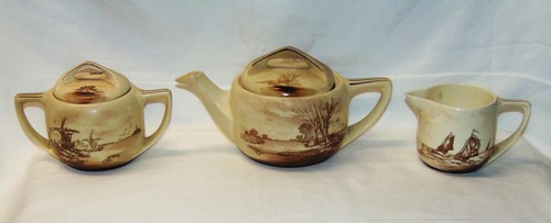 Roseville pottery set - pottery,