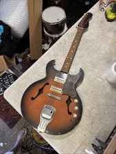 Chitarra elettrica Thinline