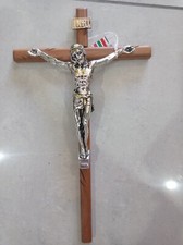 Crocifisso in legno stile