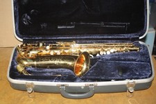 Vintage 1970 Conn “Shooting
