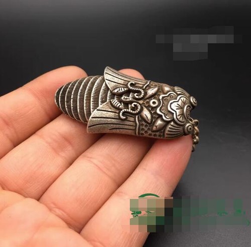 Antico ciondolo retrò argento