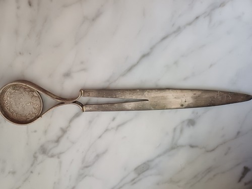 Tagliacarte con incastonata - con,