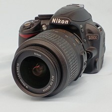 Kit fotocamera reflex Nikon