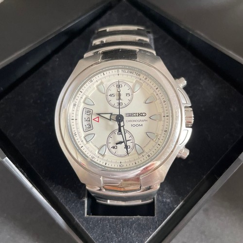 Seiko chronograph 100m - seiko,