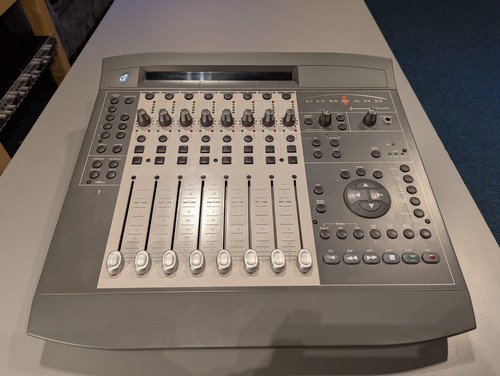 Digidesign command - command, 8
