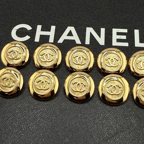 Chanel buttons logo - buttons, cc