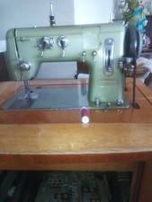 macchina da cucire singer anni