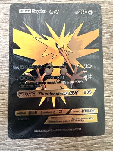 Zapdos effetto olografico nero