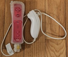 Pacchetto Nintendo Wii rosa