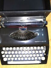 Macchina Da Scrivere Triumph modello Trippa tipo lettera 22