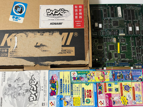 Twinbee yahhoo konami system - twinbee,