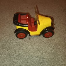 Golden Bear Brum Toy Car 2001