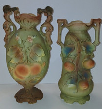 Lotto di 2 antichi vasi in