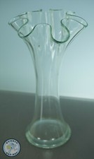 VENINI SWUNG HANDKERCHIEF VASE