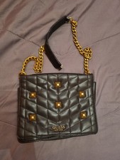 BORSA DA DONNA NERA GUESS EST 1981 usata  2 cerniere E Vari Scomparti 