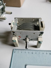 Condensatore Variabile Per Rtx Epoca  E Radioamatori O/18 Pf Spaziatura Larga