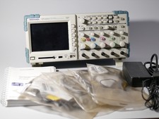 Vendo oscilloscopio 4 tracce