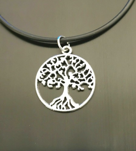 Collana caucciù con ciondolo - con,