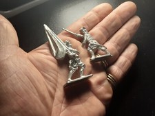 2 SOLDATINI IN LEGA DI STAGNO DA COLORARE IN OTTIMO STATO