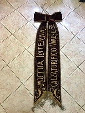LABAR COCKADE FUNERAL VESTMENT