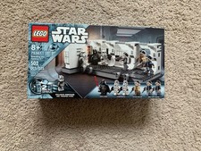 LEGO Star Wars 75387 Boarding