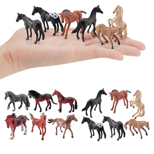 Pezzi plastica cavalli - plastica,