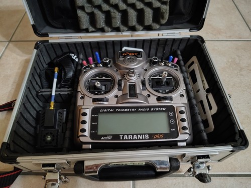 Frsky taranis x9d - taranis,
