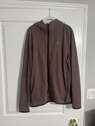 Tuta nike tech - tech, marrone