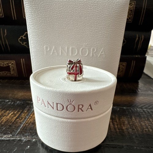 Charm pandora autentico - pandora,